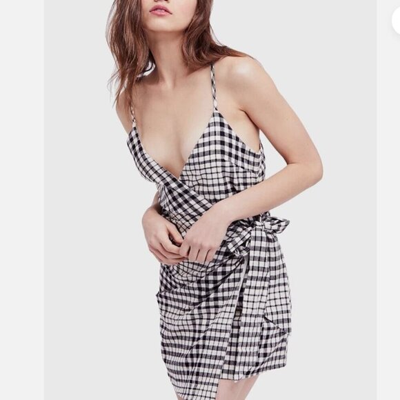 Free People Nodia Gingham Check Wrap Mini Dress Black White 0 - Picture 2 of 12